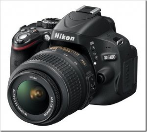 Nikon DSLR D5100 + AF-S DX NIKKOR 18-55mm + VR Zoom-Nikkor 55-200mm