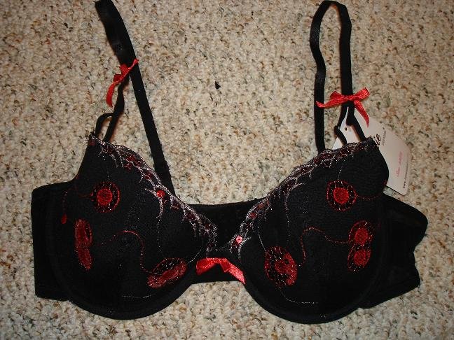 NWT JOLIE black red push-up padded sequin bra 36 C 36c