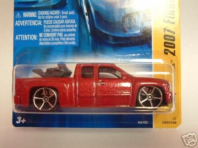 2007 Hotwheels FE #20 of 36 Chevy Silverado MAROON