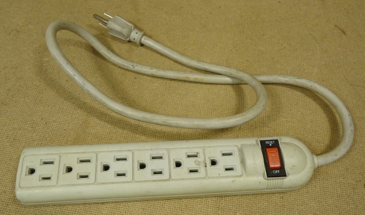 Sorry, that innovera 73304 power strip consider Are innovera 73304 power strip think, that