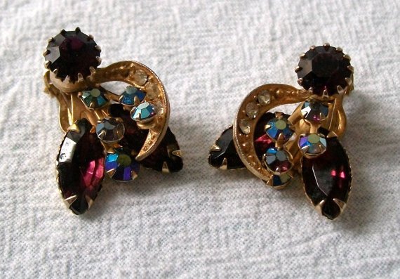 Vintage Clip On Earrings
