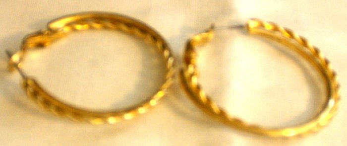 1.5" Gold Plated Twist Earrings