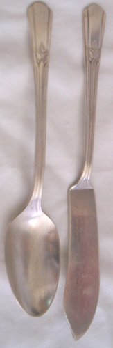 1939 Wm Rogers Butter Knife/Spoon Set ~ "Sovereign" Pattern
