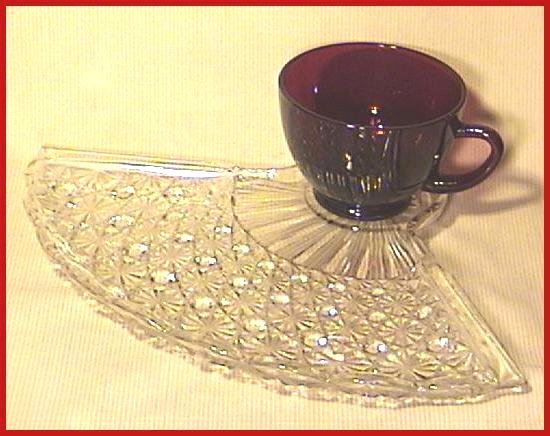 Anchor Hocking Fan Shaped Snack Set with Ruby Cup