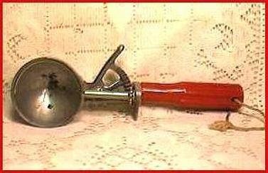 Vintage ICE CREAM DISHER Scoop Master