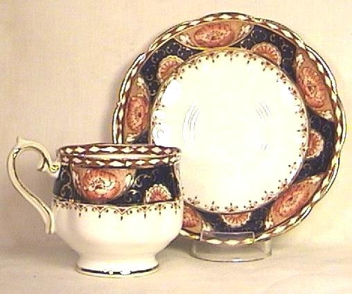 ROYAL ALBERT Bone China CUP & SAUCER