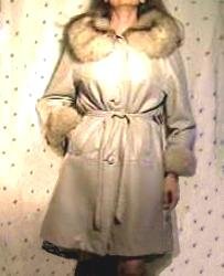 LEATHER Coat with FOX Collar & Cuffs Ca.1960