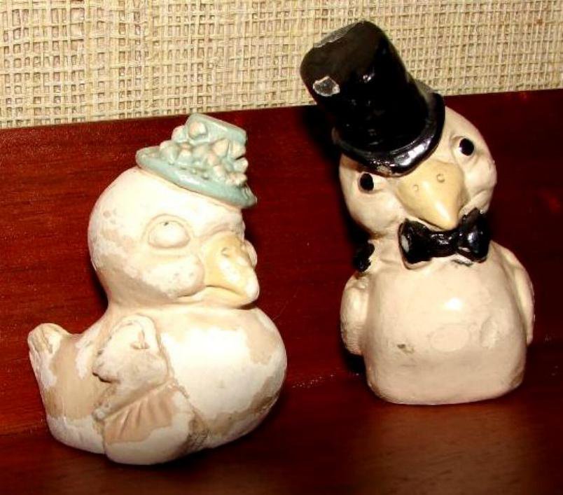 Dressed Up Sparrows Salt Pepper Shakers Circa 1930s Chalk