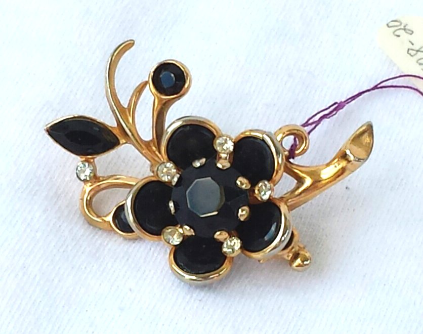 Retro Black Glass Flower Pin with Rhinestones and Thermoplastic