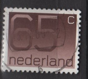 Netherlands 1976/86 - Scott 545 used - 65c, Numeral (9-825)