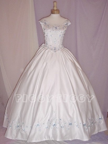 NWT LOVELY WHITE WEDDING DRESS BRIDAL GOWN with BABY BLUE EMBROIDERY SIZE 14