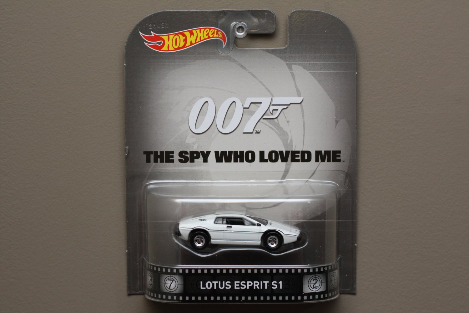 hot wheels james bond 007 lotus esprit s1