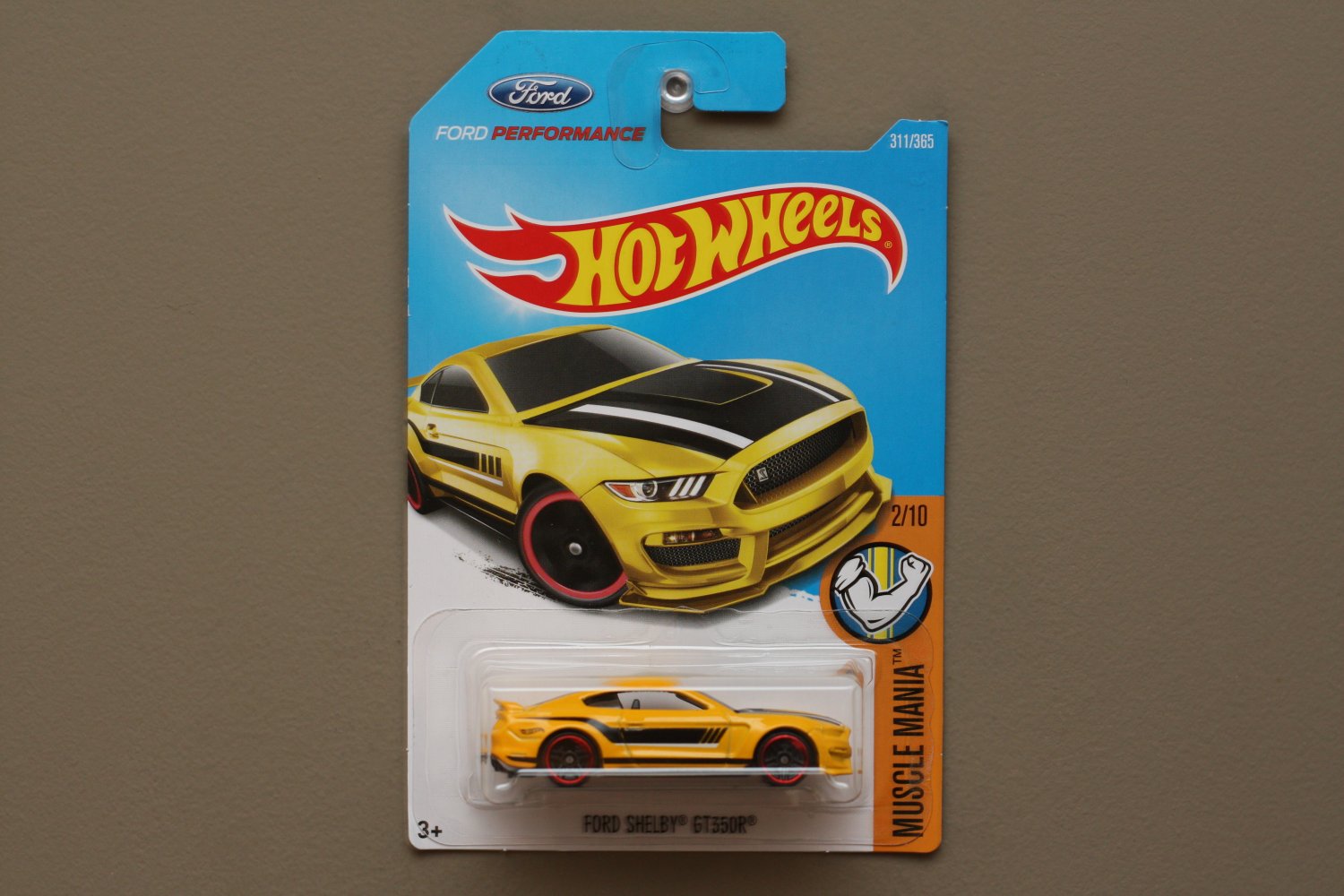 Hot Wheels Muscle Mania Ford Shelby Gt R Yellow