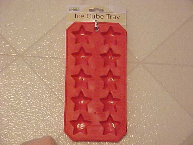 NEW 4TH OF JULY RED STAR SHAPED ICE CUBES CUBE TRAY
