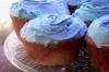 vanilla cupcakes