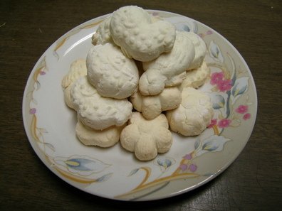 Kueh Bangkit (small bottle)