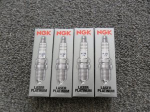 4 PLFR5A-11 6240 NGK Laser Platinum Premium Spark Plugs PLFR5A11 Nissan Altima Sentra