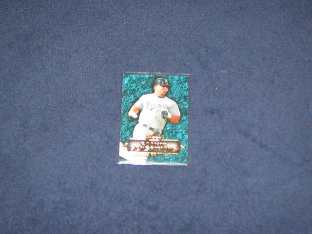 2007 Fleer Rookie Sensations Dan Uggla #RS-DU Marlins
