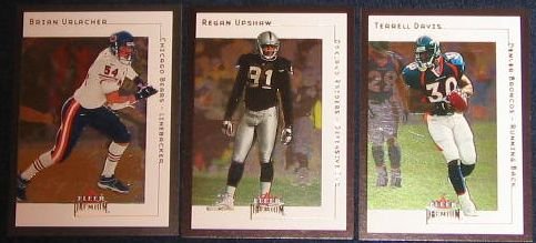 2001 Fleer Premium Brian Urlacher #19