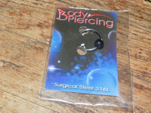 Black Solid Captive Bead 2003