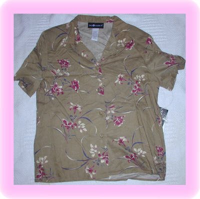 FREE SHIPPING!! Women's Sag Harbor Button Down Neutral Print Shirt Size Small