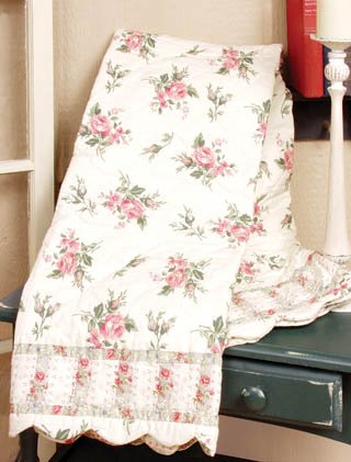 Vintage Style Rose Quilt