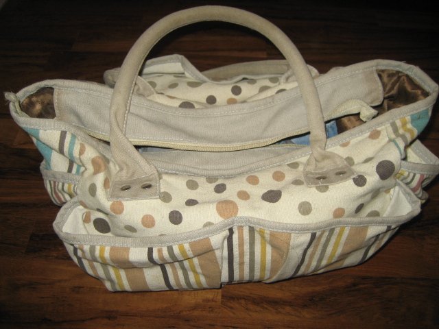 Hand bag