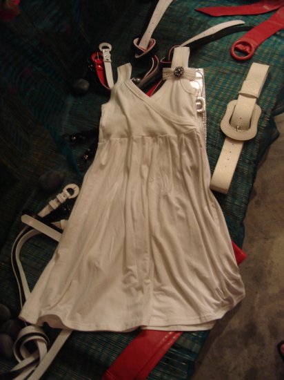 ** Sweet Sleeveless Dress **