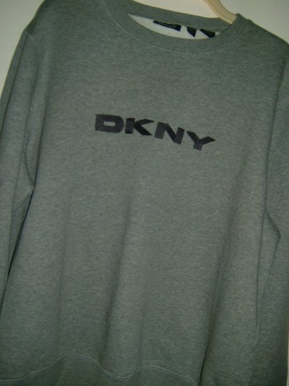 DKNY Sweater. (SIZE XXL, Mens)
