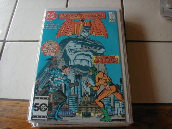 DETECTIVE COMICS #555 VF/NM