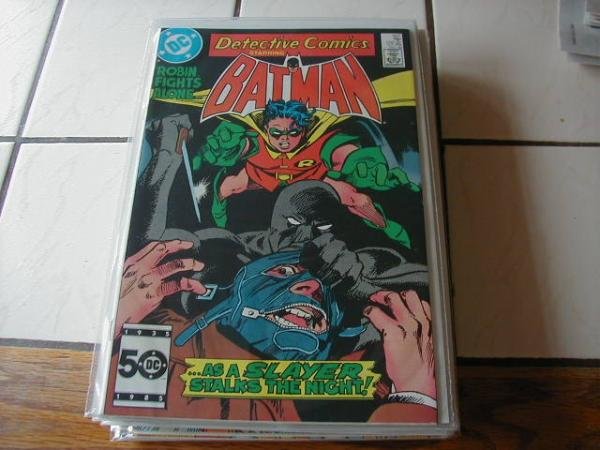 DETECTIVE COMICS #557 VF/NM