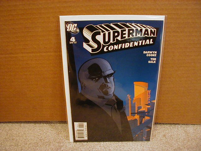 SUPERMAN CONFIDENTIAL #4 VF/NM