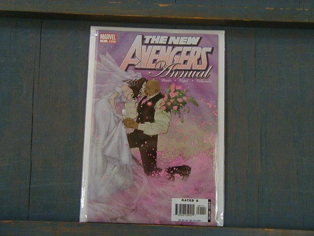 NEW AVENGERS ANNUAL #1 WEDDING LUKE CAGE NM