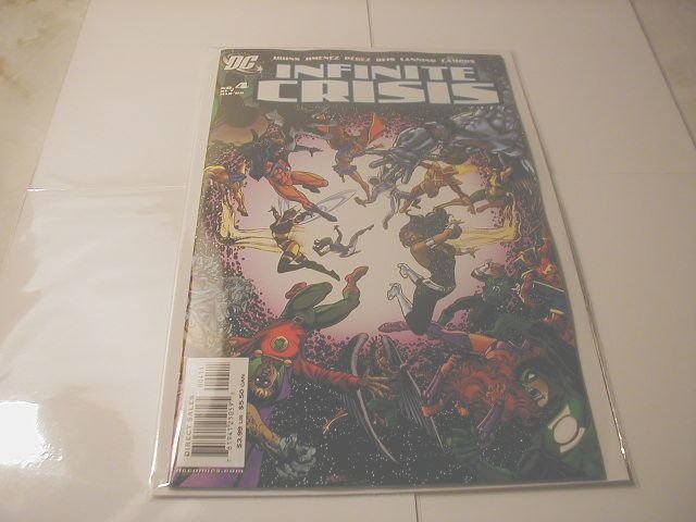 INFINITE CRISIS #4B NM