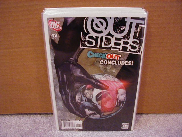 OUTSIDERS #49 NM
