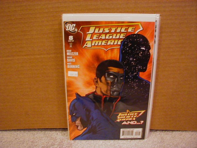 JUSTICE LEAGUE OF AMERICA #8 VARIANT NM