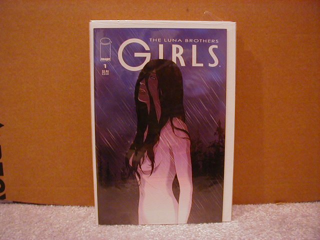 GIRLS #1 VF/NM LUNA BROTHERS,SWORD