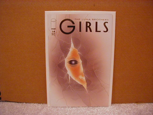 GIRLS #14 VF/NM LUNA BROTHERS,SWORD