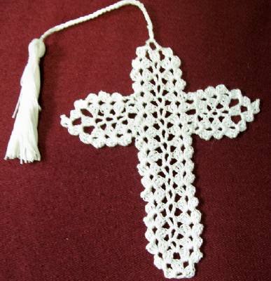 Handmade crocheted Cross bookmark #1
