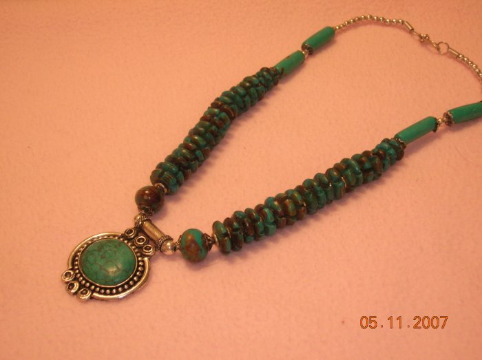 Turquoise Necklace with pendant FREE SHIPPING