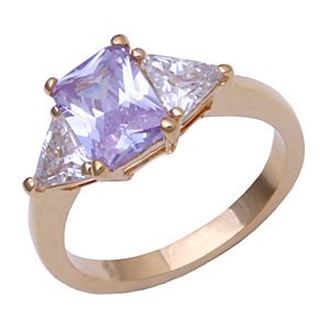 Bargain Jewelry: Beautiful LIght Amethyst CZ Ring Size 7
