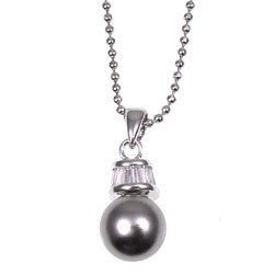 FREE SHIPPING! Pearl and Crystal Pendant with chain