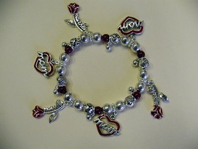 FREE SHIPPING!! Mother Heart Roses Charm Bracelet