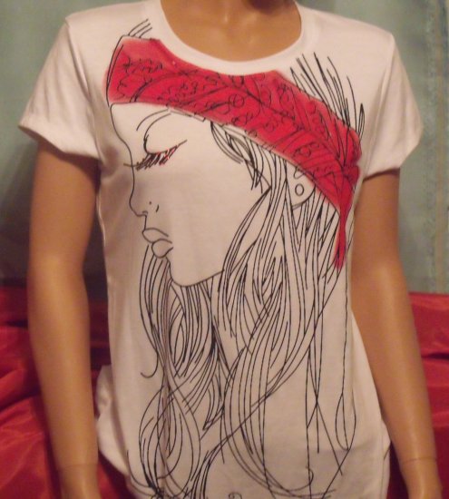 T-shirt with lady in scarf