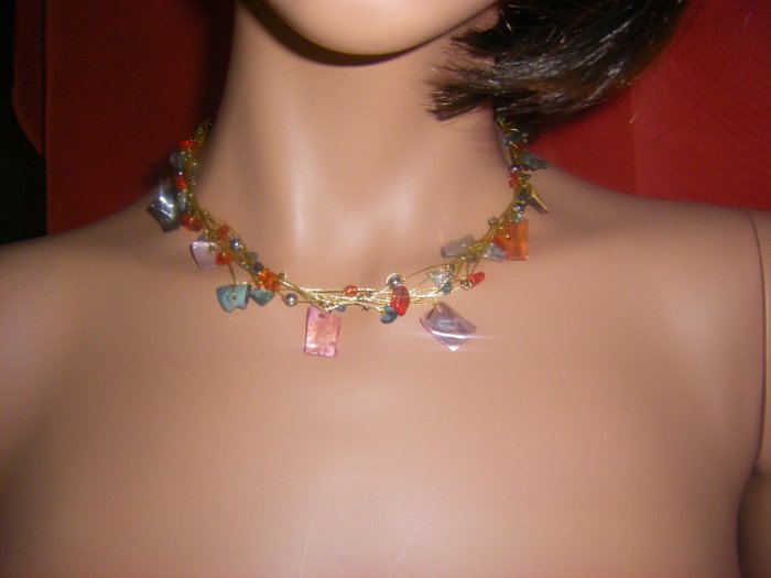 Multi-colored necklace