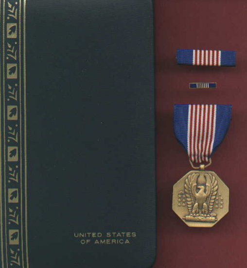US Soldiers medal in case with ribbon bar and lapel pin