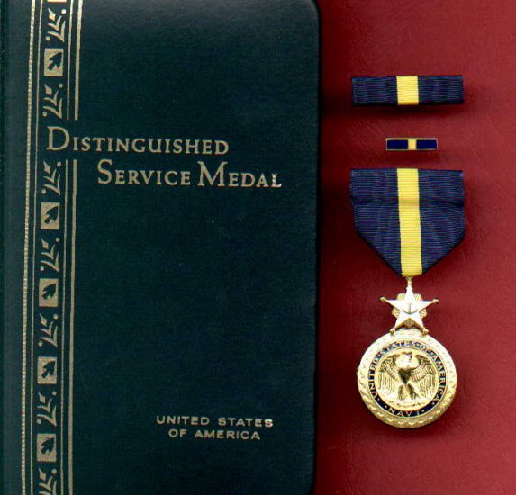 US Navy and Marine Distinguished Service medal in case with ribbon bar and lapel pin