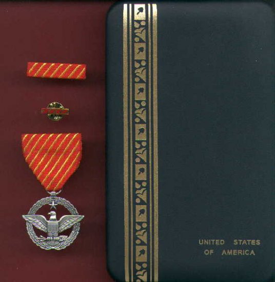 NEW US Air Force Combat Action medal in case with ribbon bar