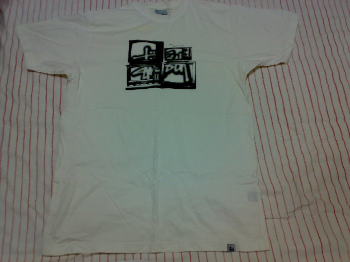 STUSSY GRAPHICS TEE