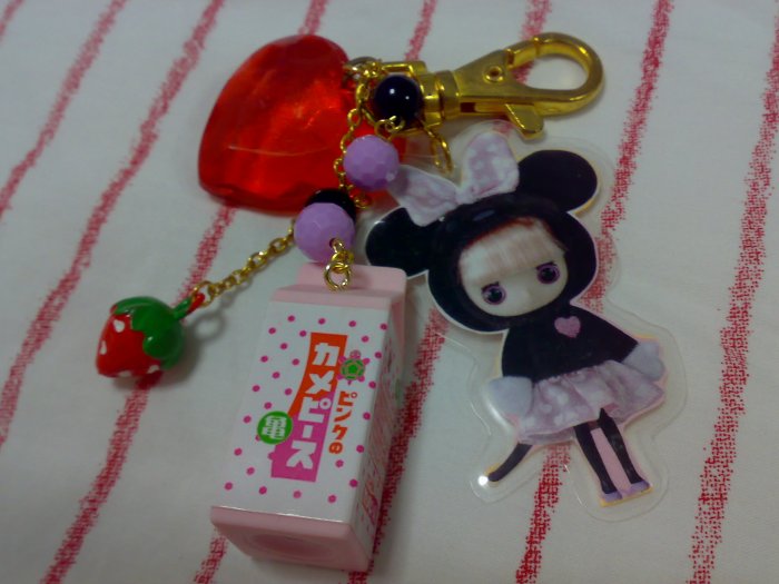 BAG CHARM 03